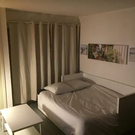 Le Cabanon De Thomas Appartement *